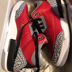 Jordan retro 4 fire
